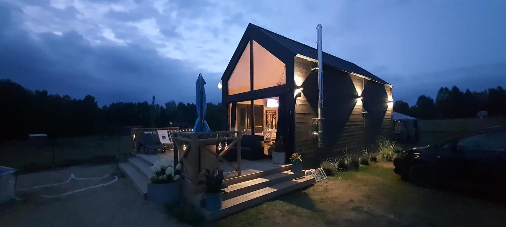 Domek Mazurski Caloroczny Nad Jeziorem Z Jacuzzi Spa Pasym Exterior photo